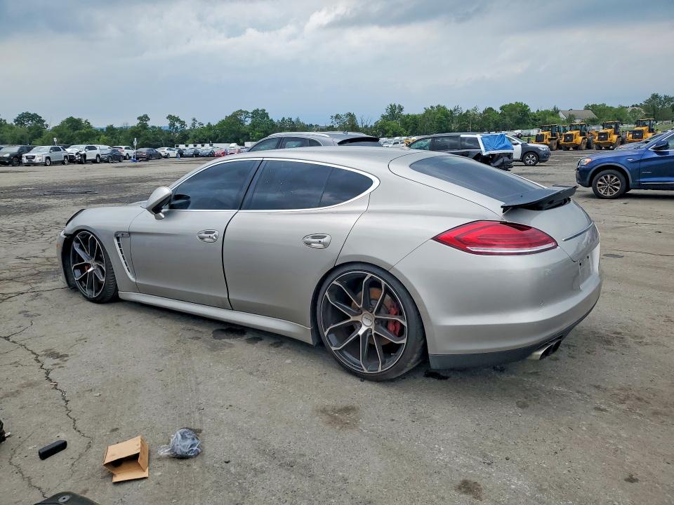 Photo 2 from auction – 2010 PORSCHE PANAMERA with VIN WP0AC2A74AL091826