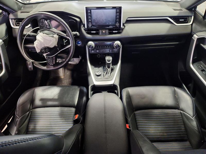 Photo 8 from auction – 2020 TOYOTA RAV4 with VIN 2T3EWRFV1LW096586