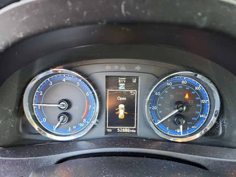 Photo 9 from auction – 2018 TOYOTA COROLLA with VIN 5YFBURHE1JP816319