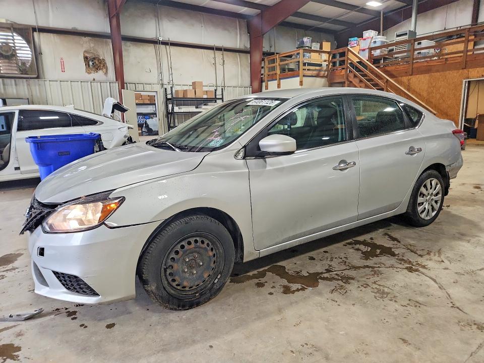 NISSAN SENTRA 2017 with VIN 3N1AB7APXHL671874 - Photo from auction