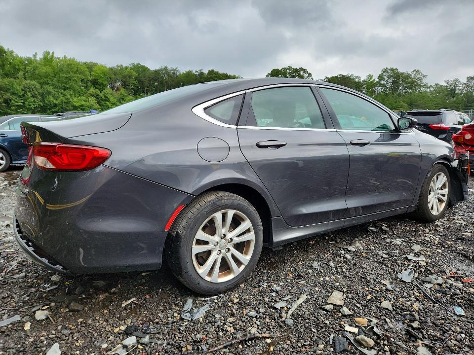 Photo 3 from auction – 2015 CHRYSLER 200 with VIN 1C3CCCAB5FN547688