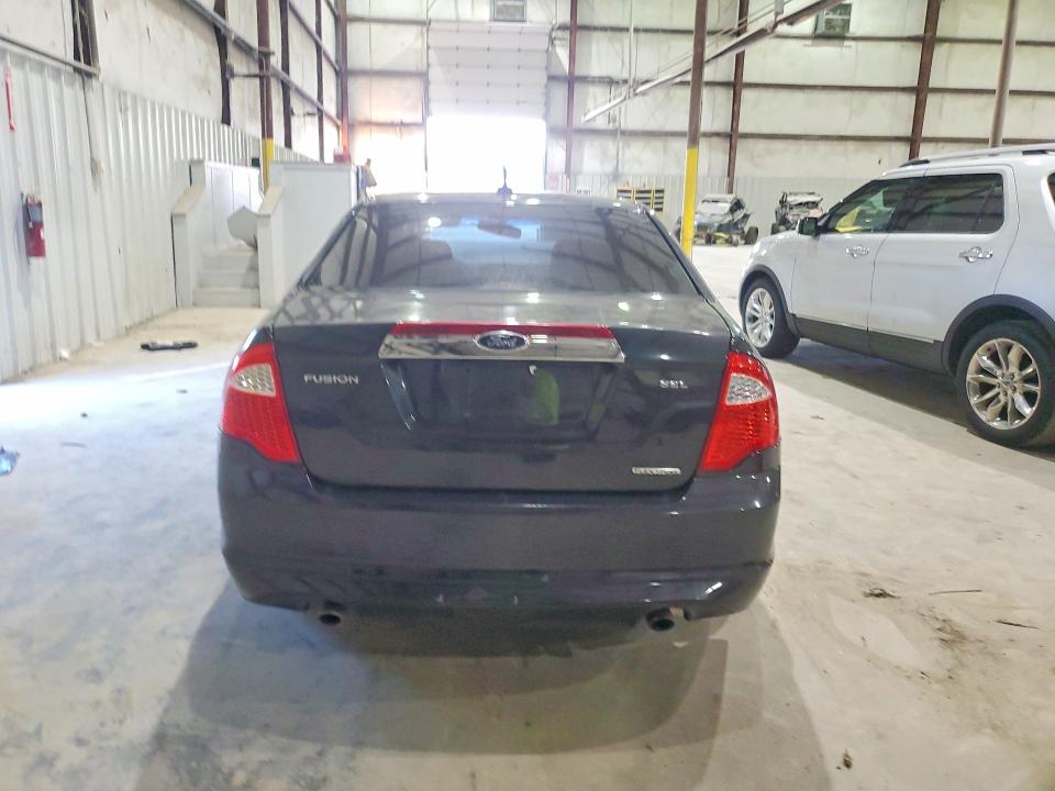 Photo 6 from auction – 2012 FORD FUSION with VIN 3FAHP0JG2CR379426
