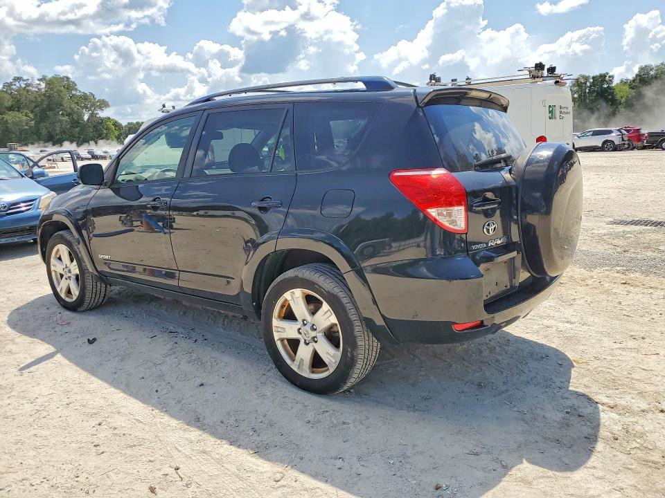 Photo 2 from auction – 2006 TOYOTA RAV4 with VIN JTMBD32V166002241