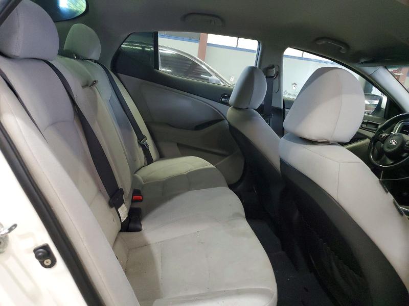 Photo 10 from auction – 2014 KIA OPTIMA with VIN KNAGM4A79E5462960