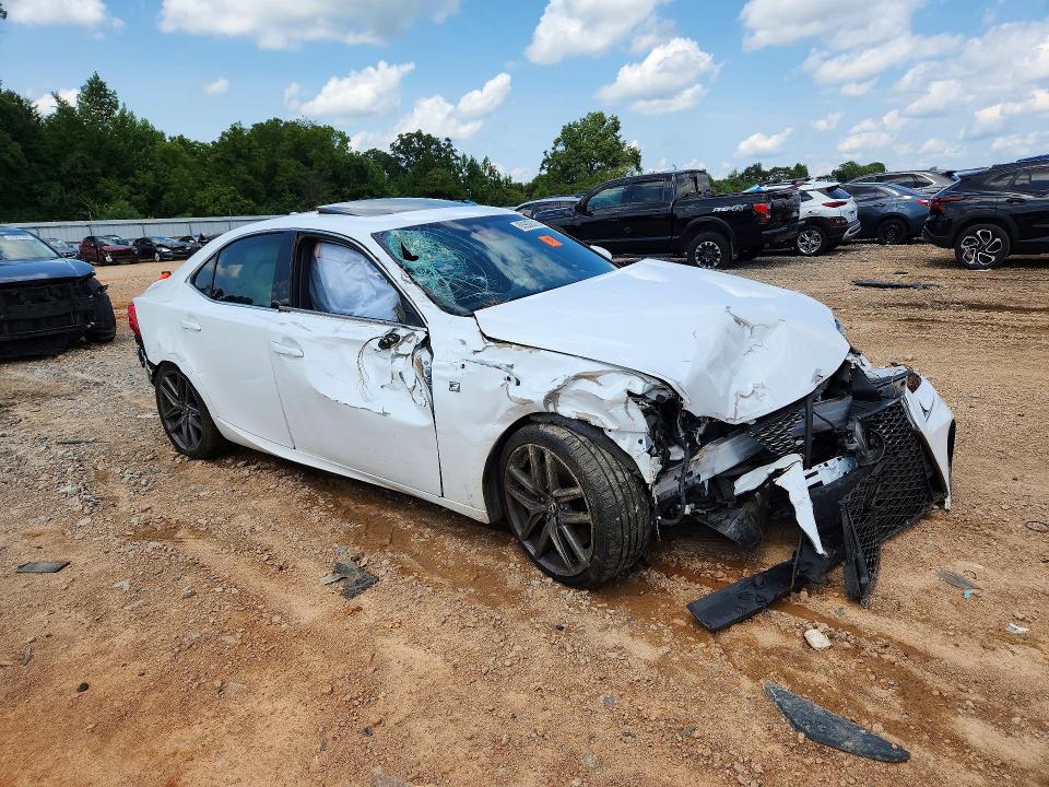 Снимка 4 от търг – 2018 LEXUS IS с VIN JTHBA1D23J5079562