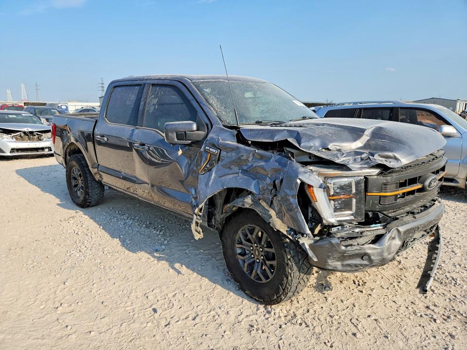 Photo 4 from auction – 2023 FORD F150 with VIN 1FTEW1E83PFC59677
