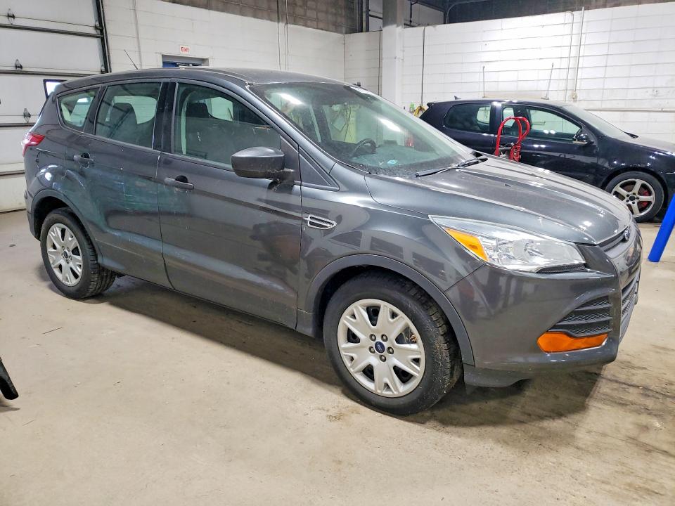 Photo 4 from auction – 2016 FORD ESCAPE with VIN 1FMCU0F7XGUB72122