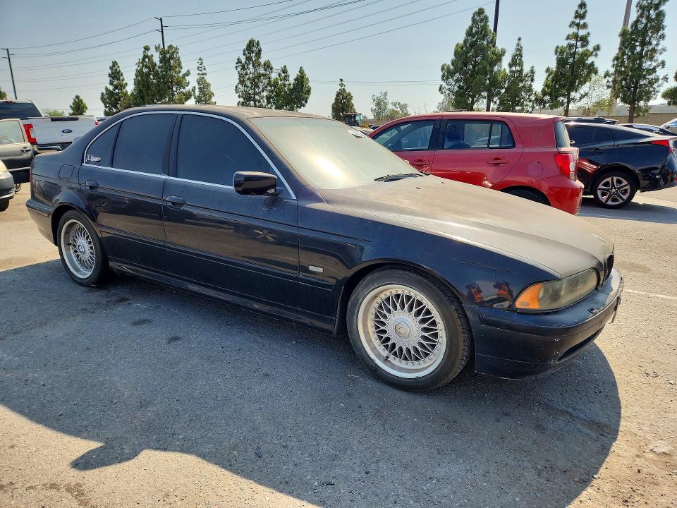 Photo 4 from auction – 2001 BMW 525 with VIN WBADT334X1GF41235