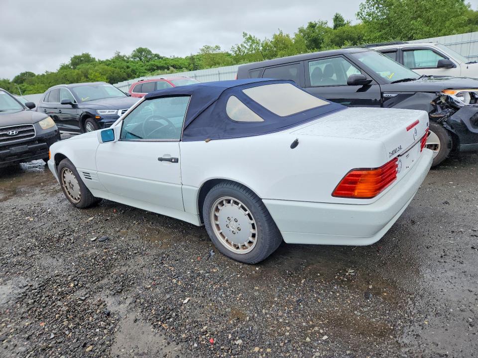 Photo 2 from auction – 1992 MERCEDES-BENZ 500 with VIN WDBFA66E5NF053907