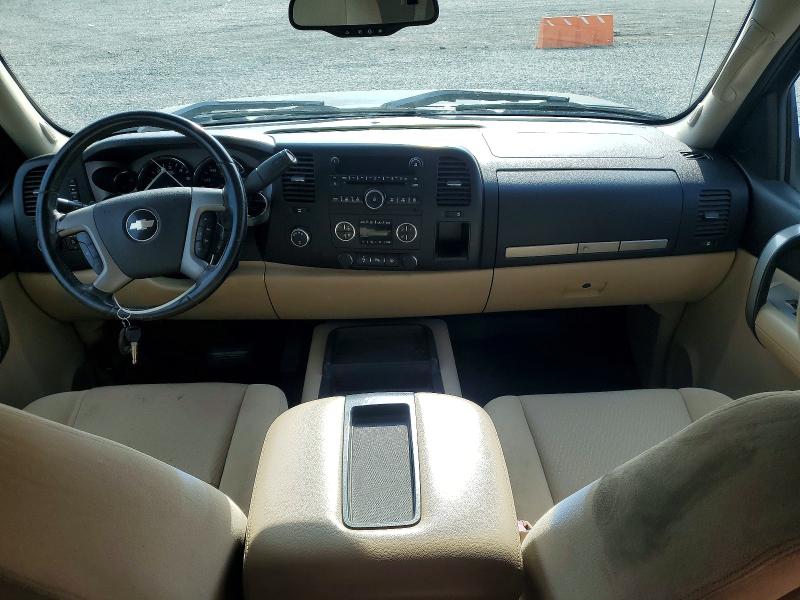 Photo 8 from auction – 2008 CHEVROLET SILVERADO with VIN 1GCEK19048E164181