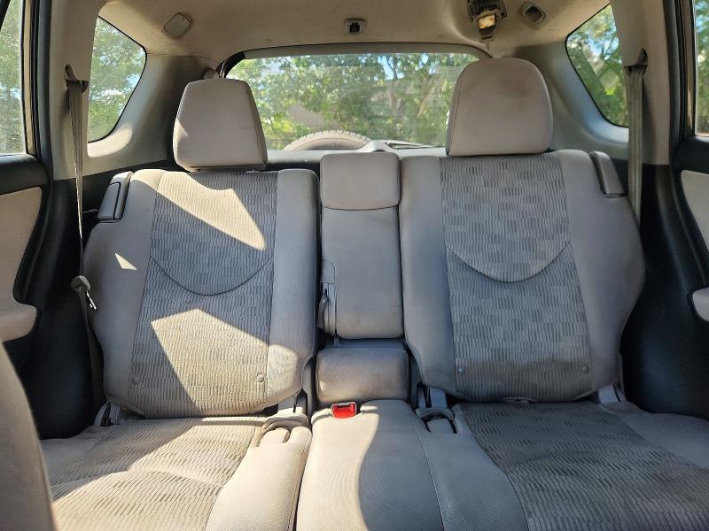 Photo 10 from auction – 2011 TOYOTA RAV4 with VIN 2T3JF4DV4BW175561