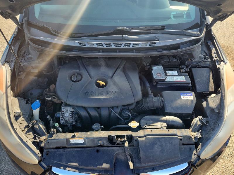 Photo 11 from auction – 2011 HYUNDAI ELANTRA with VIN KMHDH4AEXBU089305