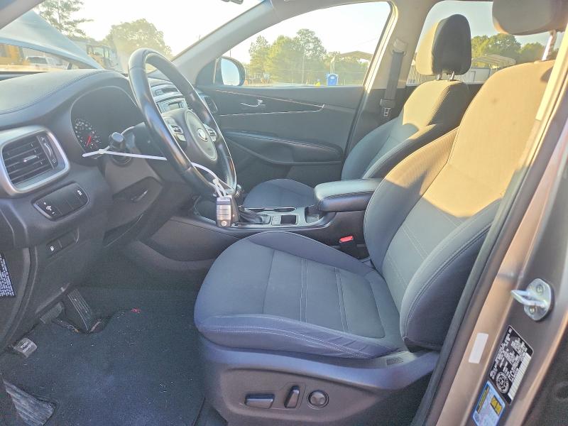 Photo 7 from auction – 2016 KIA SORENTO with VIN 5XYPGDA51GG114167