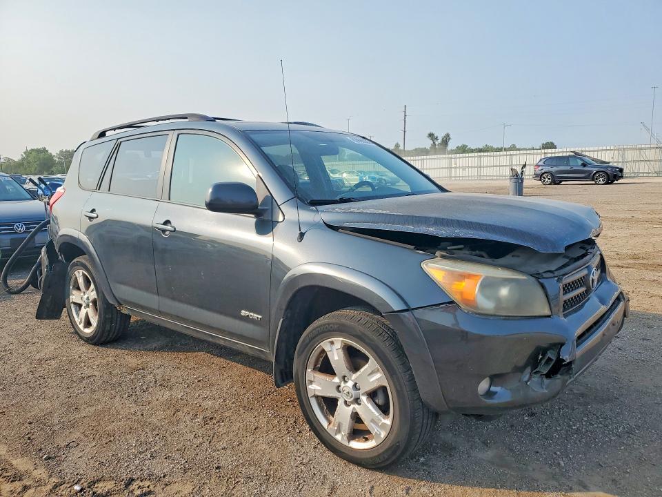 Photo 4 from auction – 2007 TOYOTA RAV4 with VIN JTMBD32V975104006