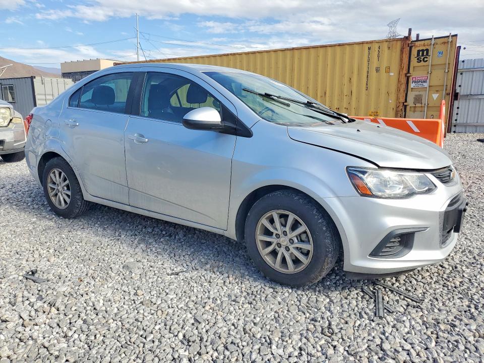 Photo 4 from auction – 2017 CHEVROLET SONIC with VIN 1G1JD5SG0H4123021