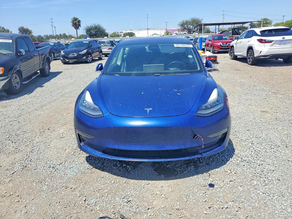 Photo 5 from auction – 2018 TESLA MODEL 3 with VIN 5YJ3E1EAXJF008101