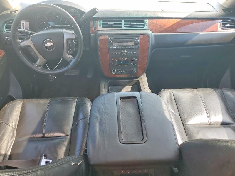 Photo 8 from auction – 2012 CHEVROLET TAHOE with VIN 1GNSCBE04CR162418