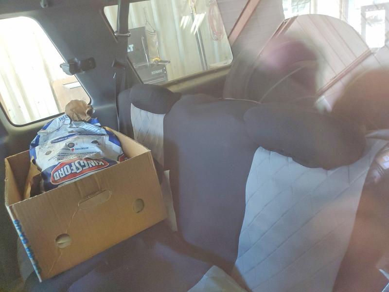 Foto 10 de la subasta – 2001 FORD EXPLORER con VIN 1FMYU60E81UC70525