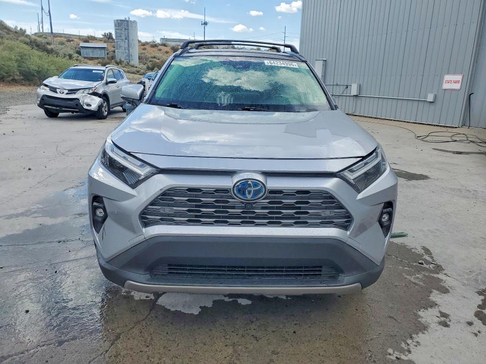 Zdjęcie 5 z aukcji – 2024 TOYOTA RAV4 z VIN JTMD6RFV2RD137177