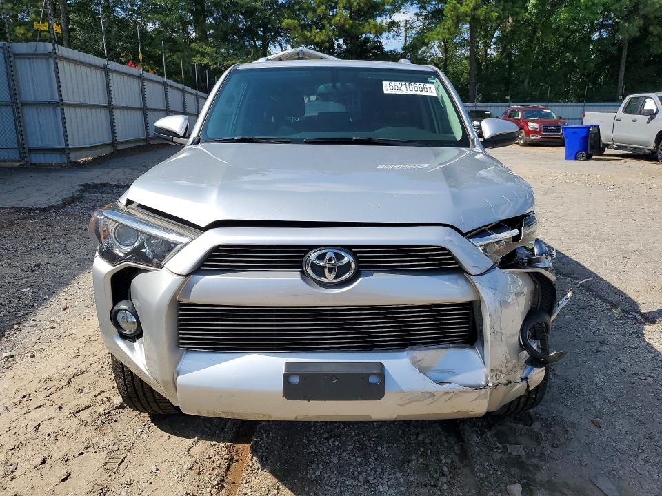 Photo 5 from auction – 2016 TOYOTA 4RUNNER with VIN JTEBU5JR7G5291192