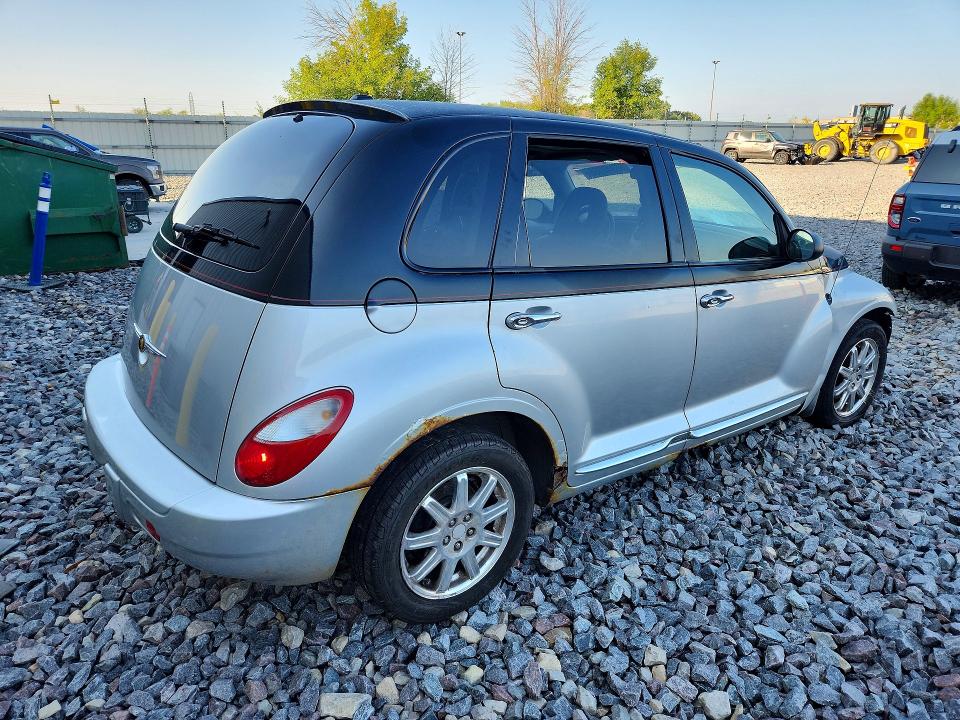 Photo 3 from auction – 2010 CHRYSLER PT CRUISER with VIN 3A4GY5F92AT205568