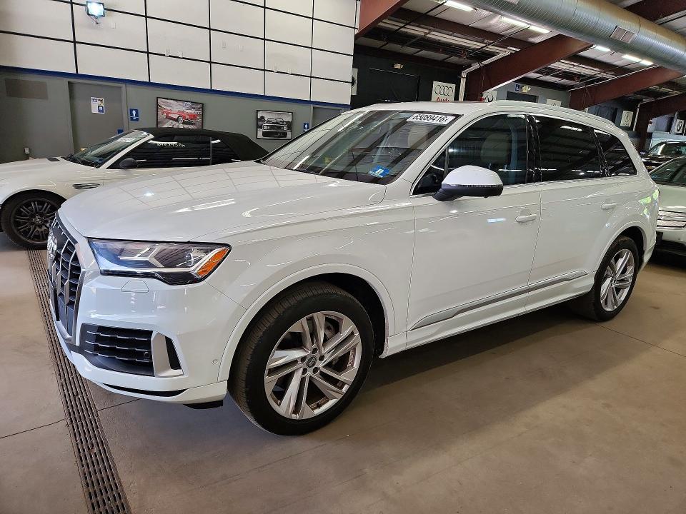 AUDI Q7 2020 with VIN WA1LXAF76LD002569 - Photo from auction