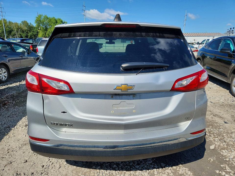 Photo 6 from auction – 2018 CHEVROLET EQUINOX with VIN 3GNAXJEV6JS505195