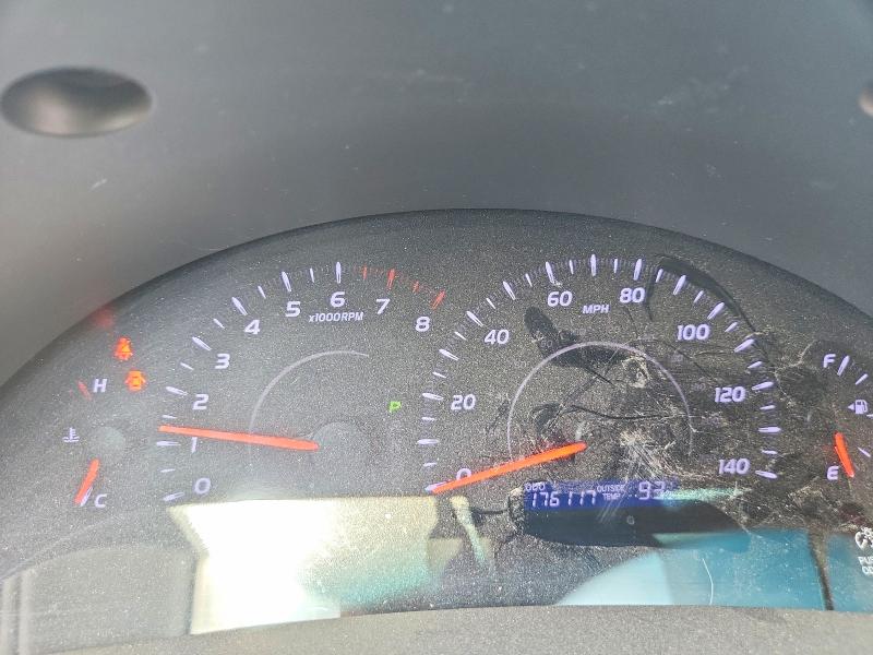 صورة رقم 9 من المزاد - 2011 TOYOTA CAMRY مع VIN 4T4BF3EK5BR119095