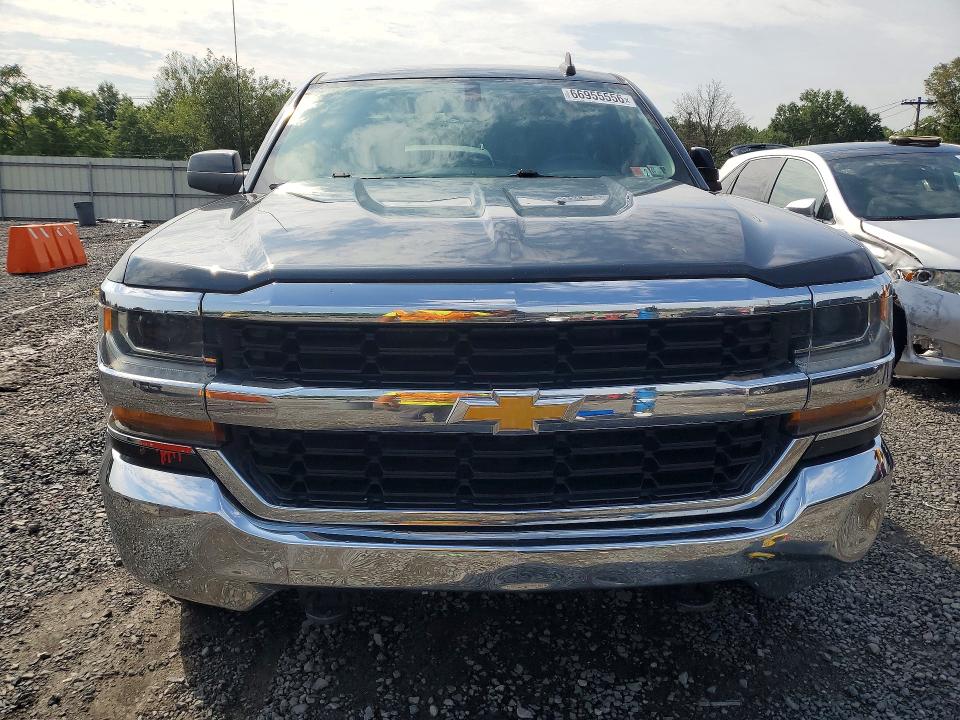 Photo 5 from auction – 2018 CHEVROLET SILVERADO with VIN 3GCUKREH1JG184229