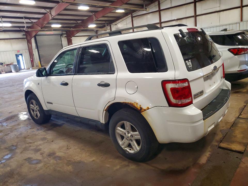 Photo 2 from auction – 2008 FORD ESCAPE with VIN 1FMCU59H58KA20912