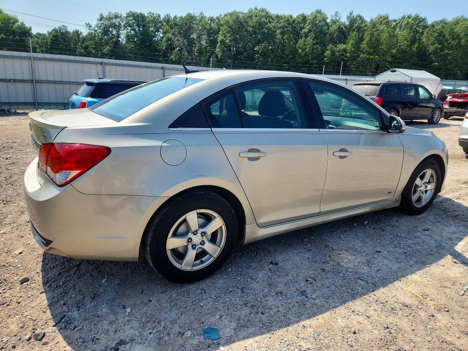 Photo 3 from auction – 2013 CHEVROLET CRUZE with VIN 1G1PC5SB8D7208747