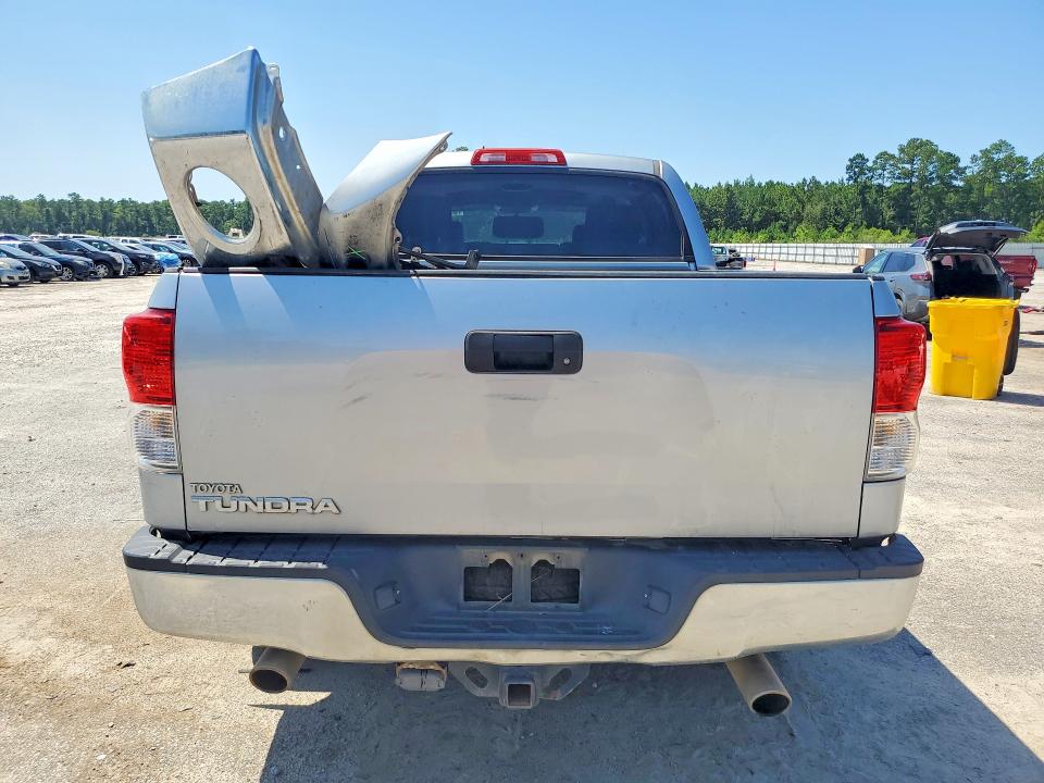 Photo 6 from auction – 2011 TOYOTA TUNDRA with VIN 5TFEY5F12BX103619