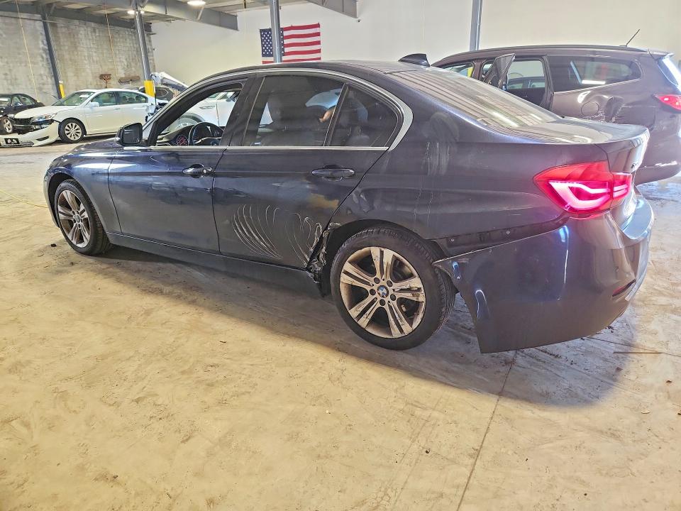 صورة رقم 2 من المزاد - 2016 BMW 328 مع VIN WBA8E3G57GNT74834