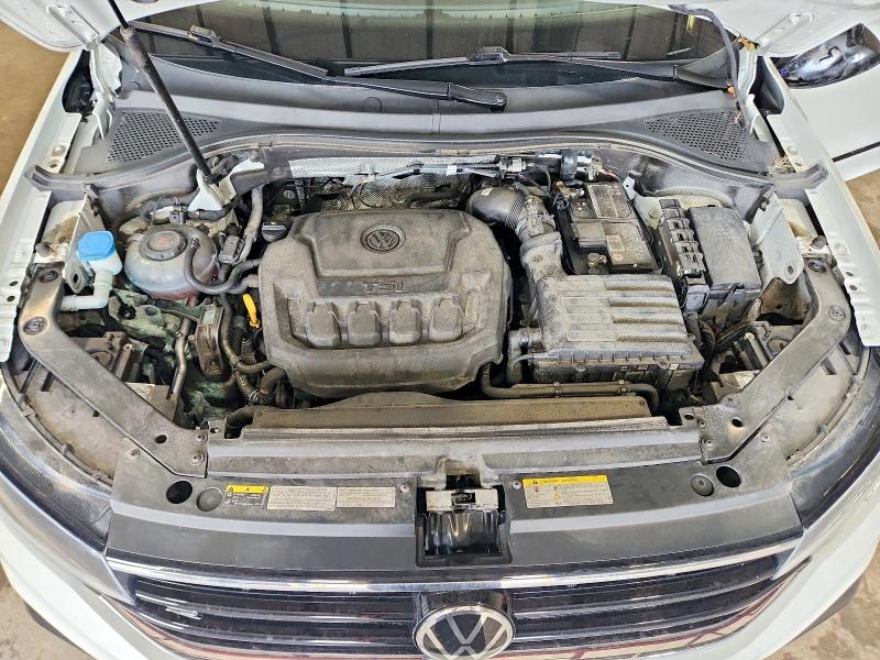 Photo 11 from auction – 2022 VOLKSWAGEN TIGUAN with VIN 3VV8B7AX2NM095698