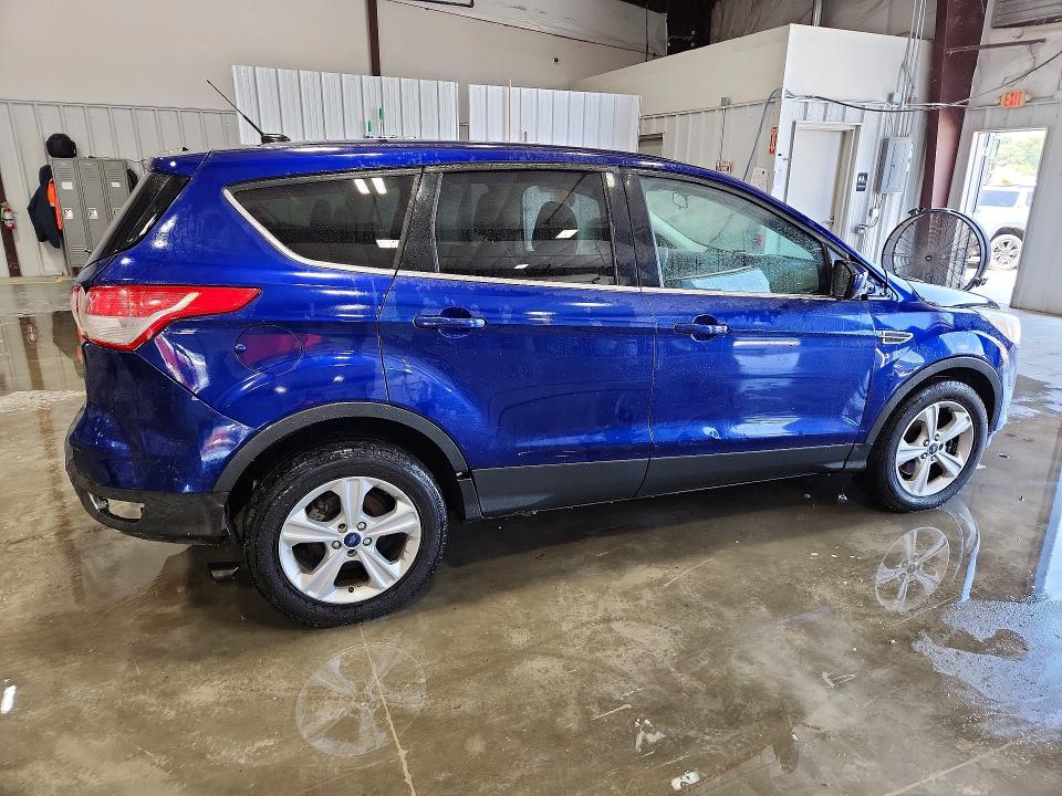Photo 3 from auction – 2015 FORD ESCAPE with VIN 1FMCU9G94FUC31331
