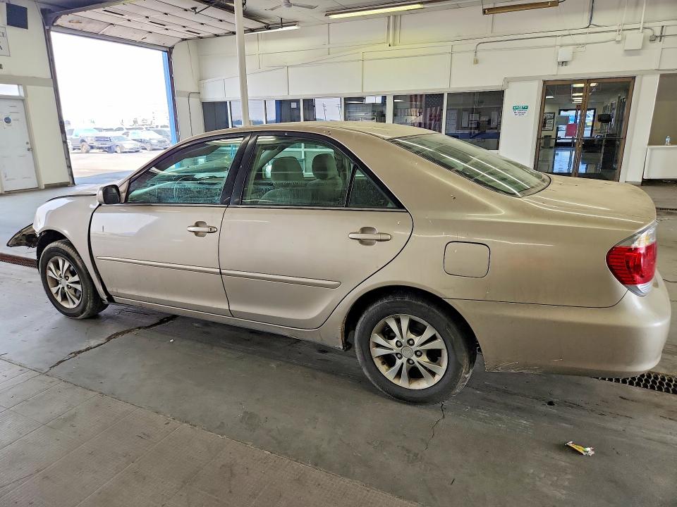 Photo 2 from auction – 2005 TOYOTA CAMRY with VIN 4T1BF30K15U593907