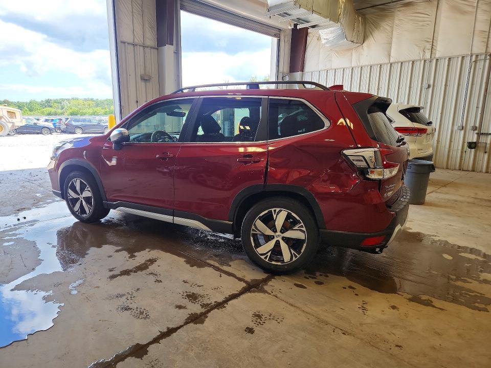 Photo 2 from auction – 2020 SUBARU FORESTER with VIN JF2SKAXC4LH456650
