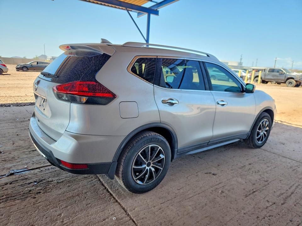 Photo 3 from auction – 2017 NISSAN ROGUE with VIN KNMAT2MT9HP533608
