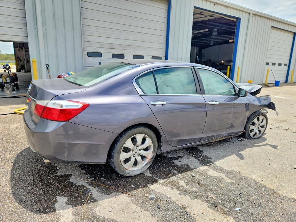 Photo 3 from auction – 2013 HONDA ACCORD with VIN 1HGCR2F36DA236881