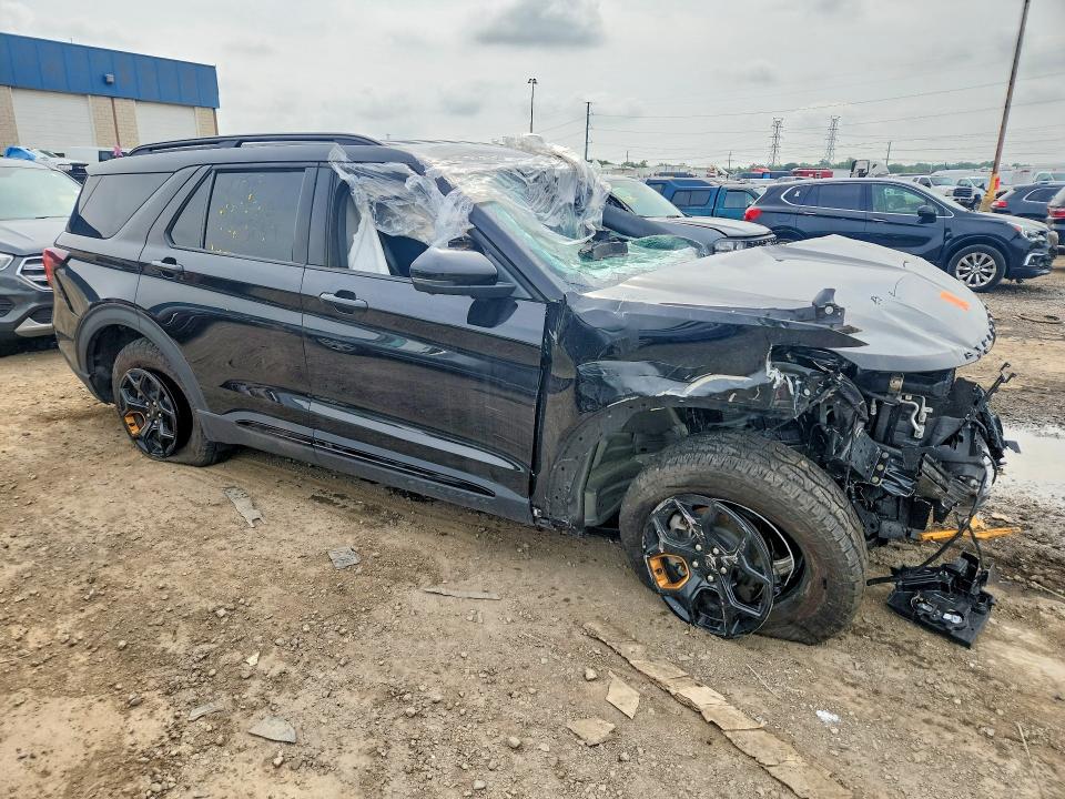 Photo 4 from auction – 2026 FORD EXPLORER with VIN 1FMUK8JH1TGA75134