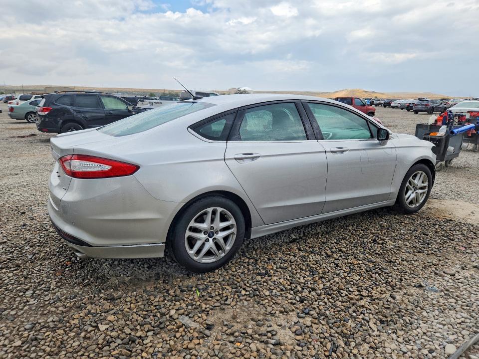 Photo 3 from auction – 2015 FORD FUSION with VIN 3FA6P0H70FR303107