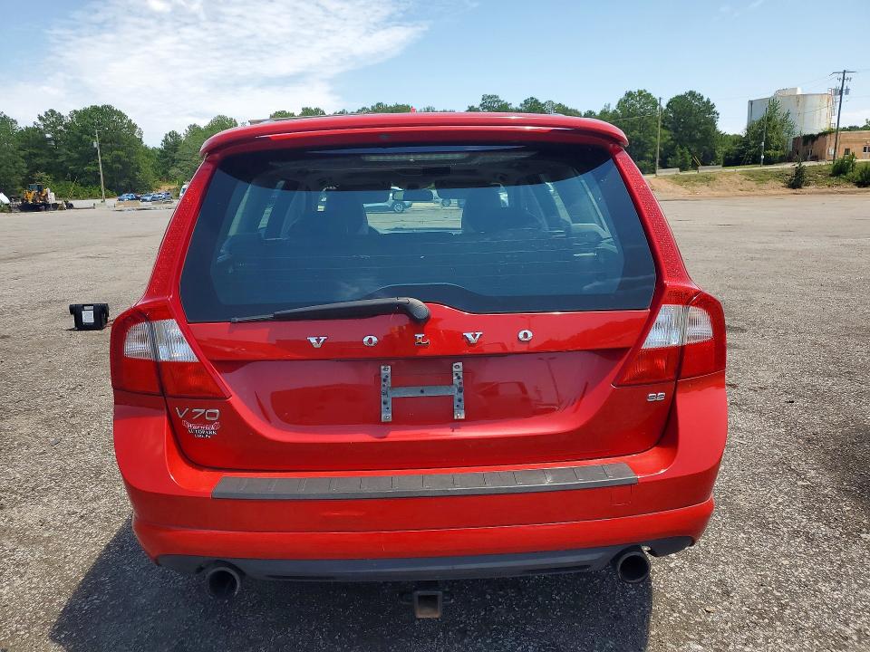 Photo 6 from auction – 2010 VOLVO V70 with VIN YV1960BW8A1122229