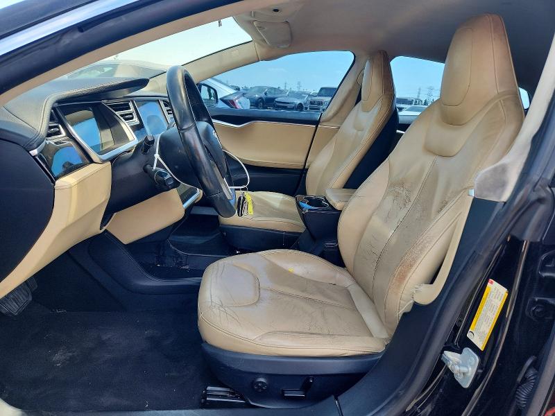 Photo 7 from auction – 2013 TESLA MODEL S with VIN 5YJSA1CG7DFP22514
