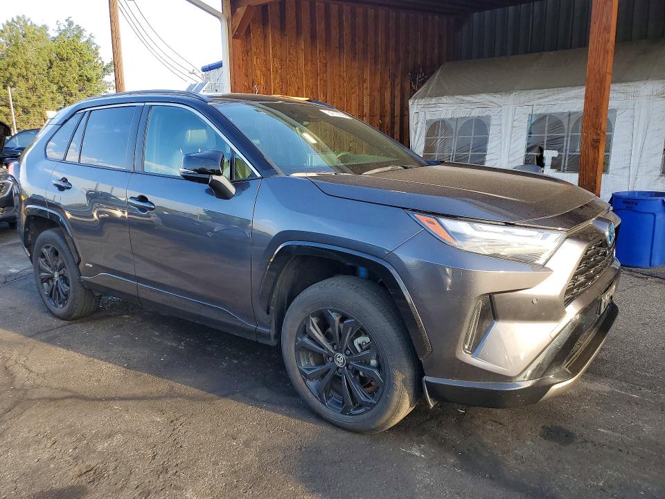 Photo 4 from auction – 2022 TOYOTA RAV4 with VIN JTME6RFV2NJ014642