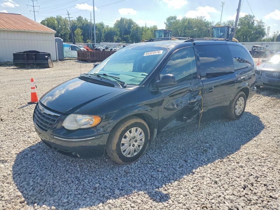 2005 CHRYSLER TOWN & COUNTRY - Търг №65323476