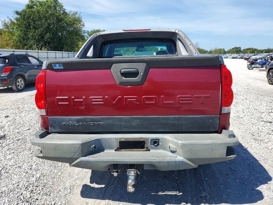 Photo 6 from auction – 2005 CHEVROLET AVALANCHE with VIN 3GNEC12Z65G208960