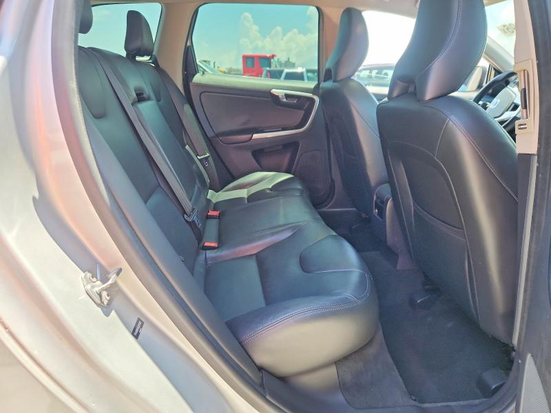 Photo 11 from auction – 2016 VOLVO XC60 with VIN YV440MDK0G2836682