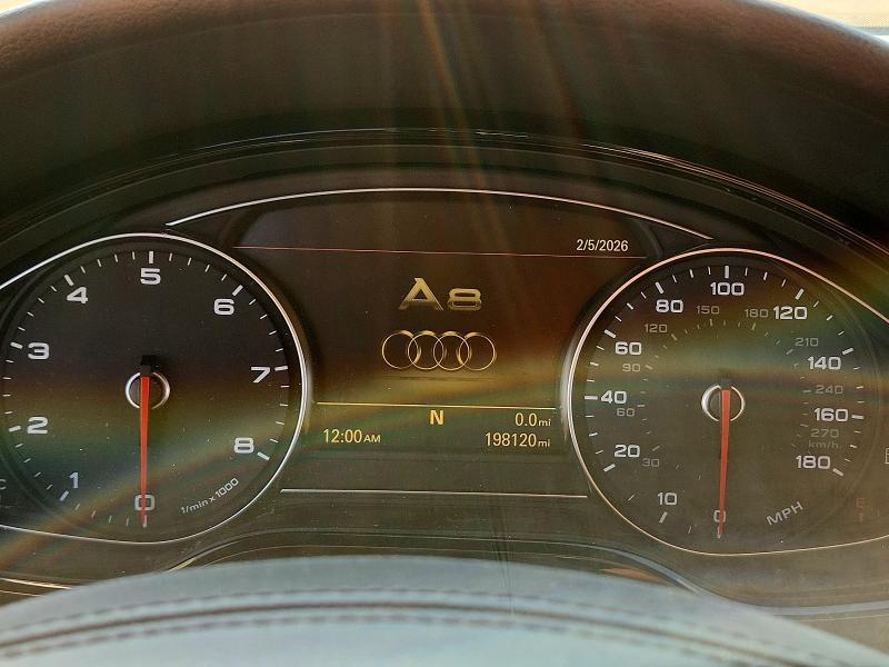Photo 9 from auction – 2013 AUDI A8 with VIN WAURGAFD4DN000530