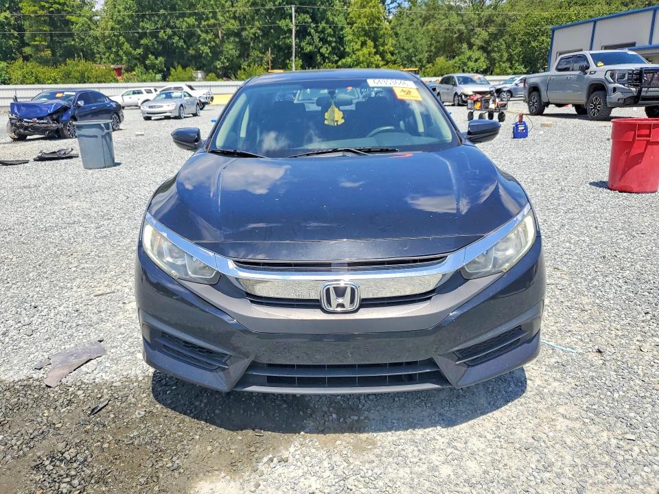 Photo 5 from auction – 2018 HONDA CIVIC with VIN 2HGFC2F52JH585775