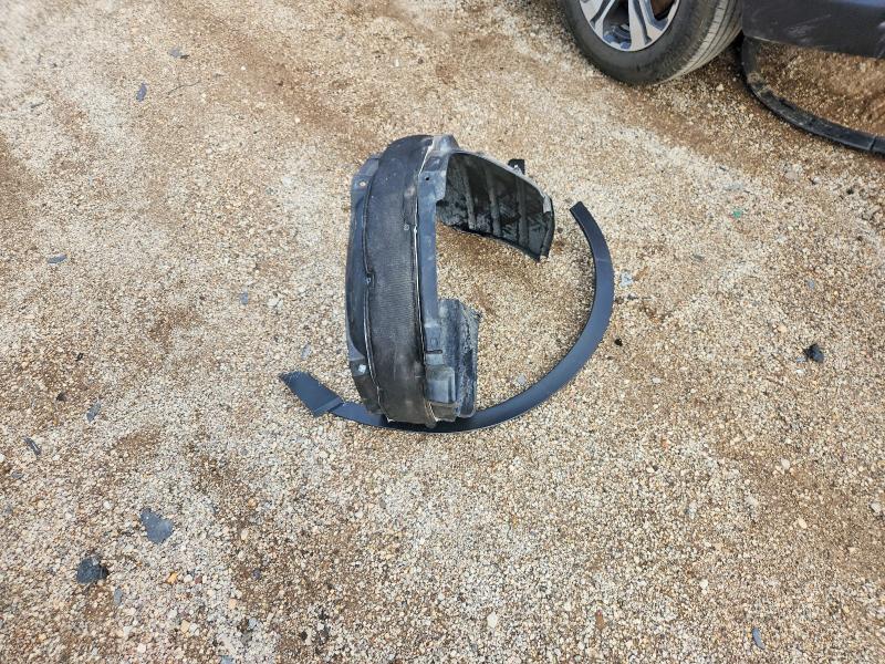 Photo 12 from auction – 2020 HONDA CR-V with VIN 5J6RW2H23LL013684